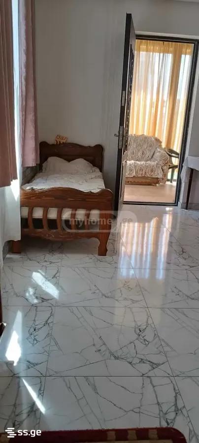1 Room Summer Cottage For Rent. Mtatsminda view 2