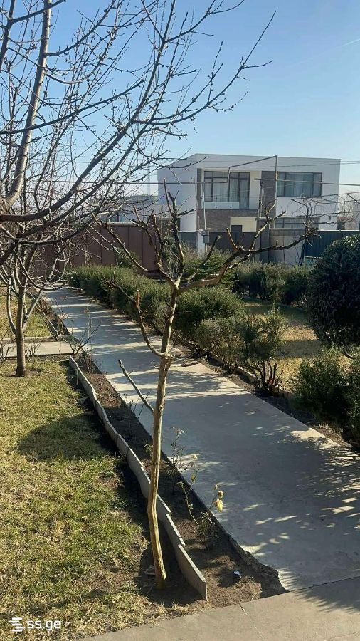 7 Room Private House For Sale view 1