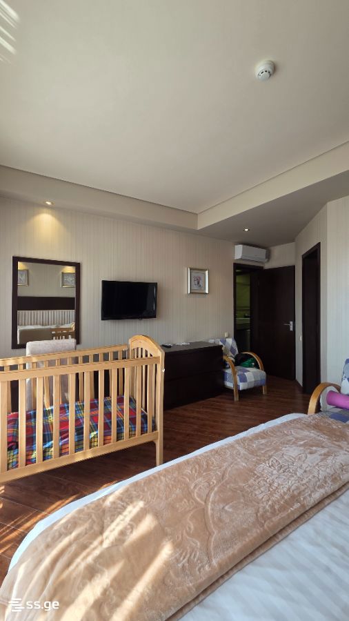 3 Room Flat For Sale view 2
