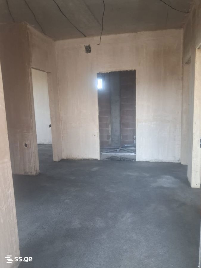 8 Room Private House For Sale view 15
