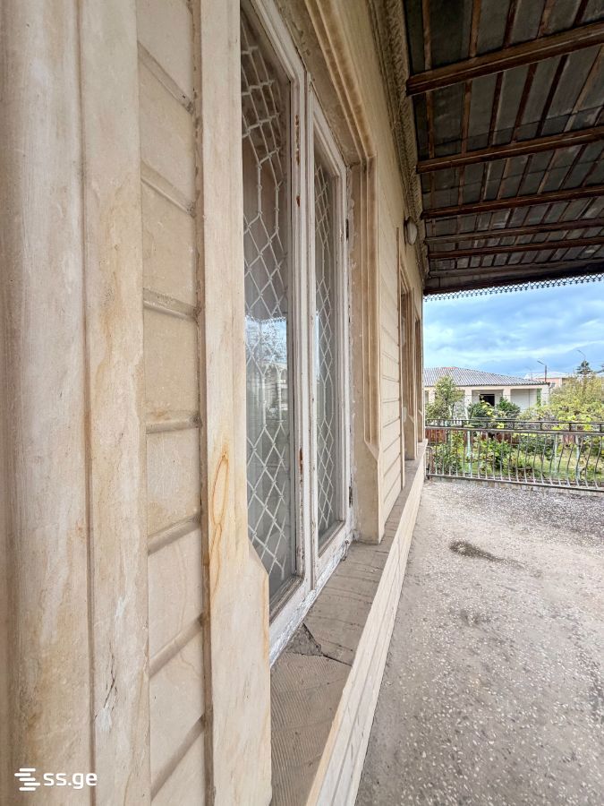 7 Room Private House For Sale view 9