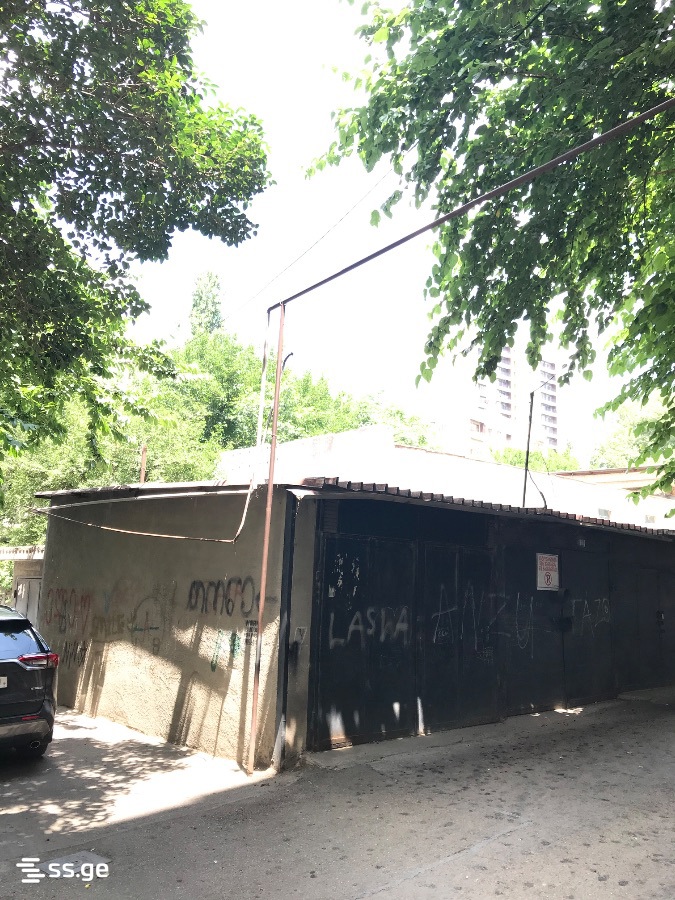 Garage For Sale. Didube view 2
