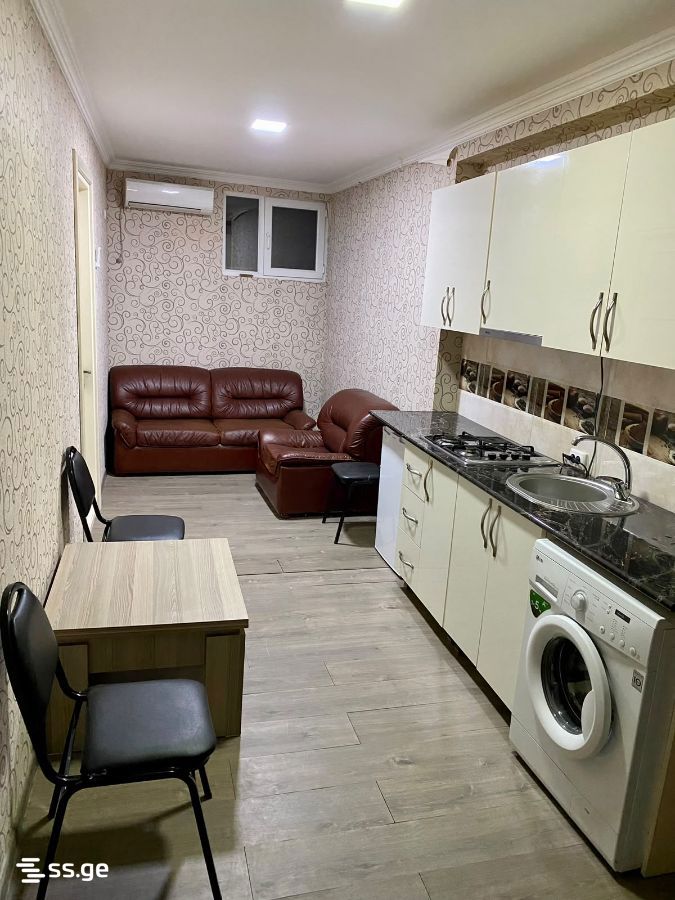 3 Room Private House For Rent. Kutaisi view 4