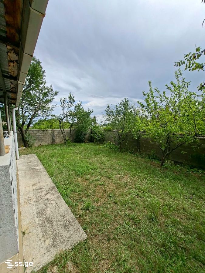 8 Room Summer Cottage For Sale view 2