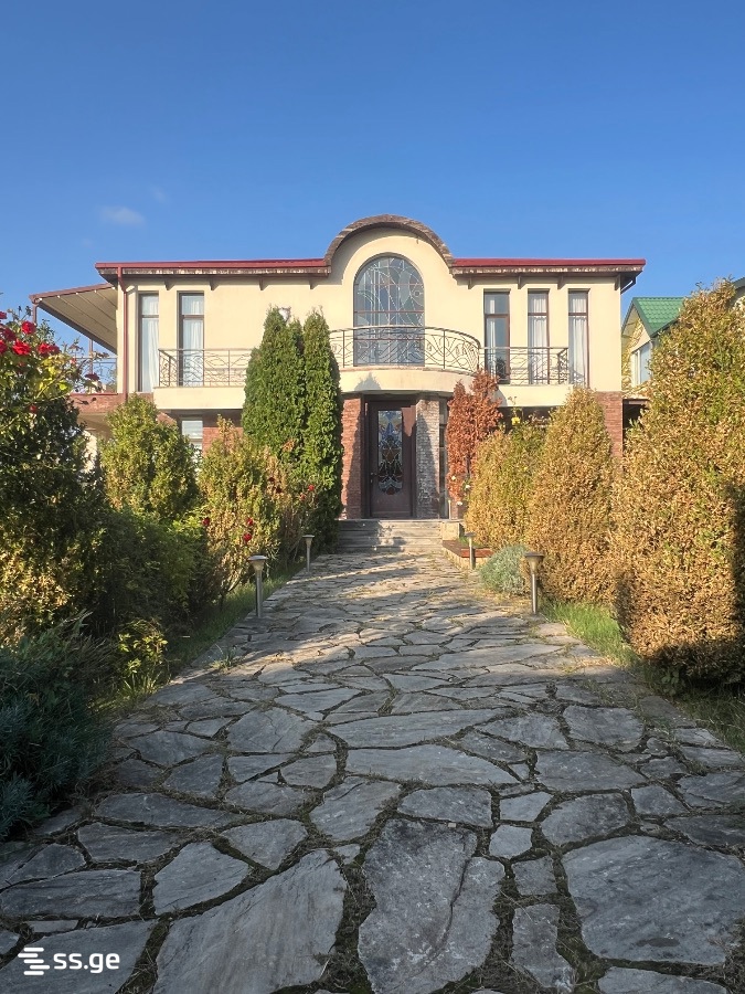 8 Room Private House For Rent. Saguramo view 2