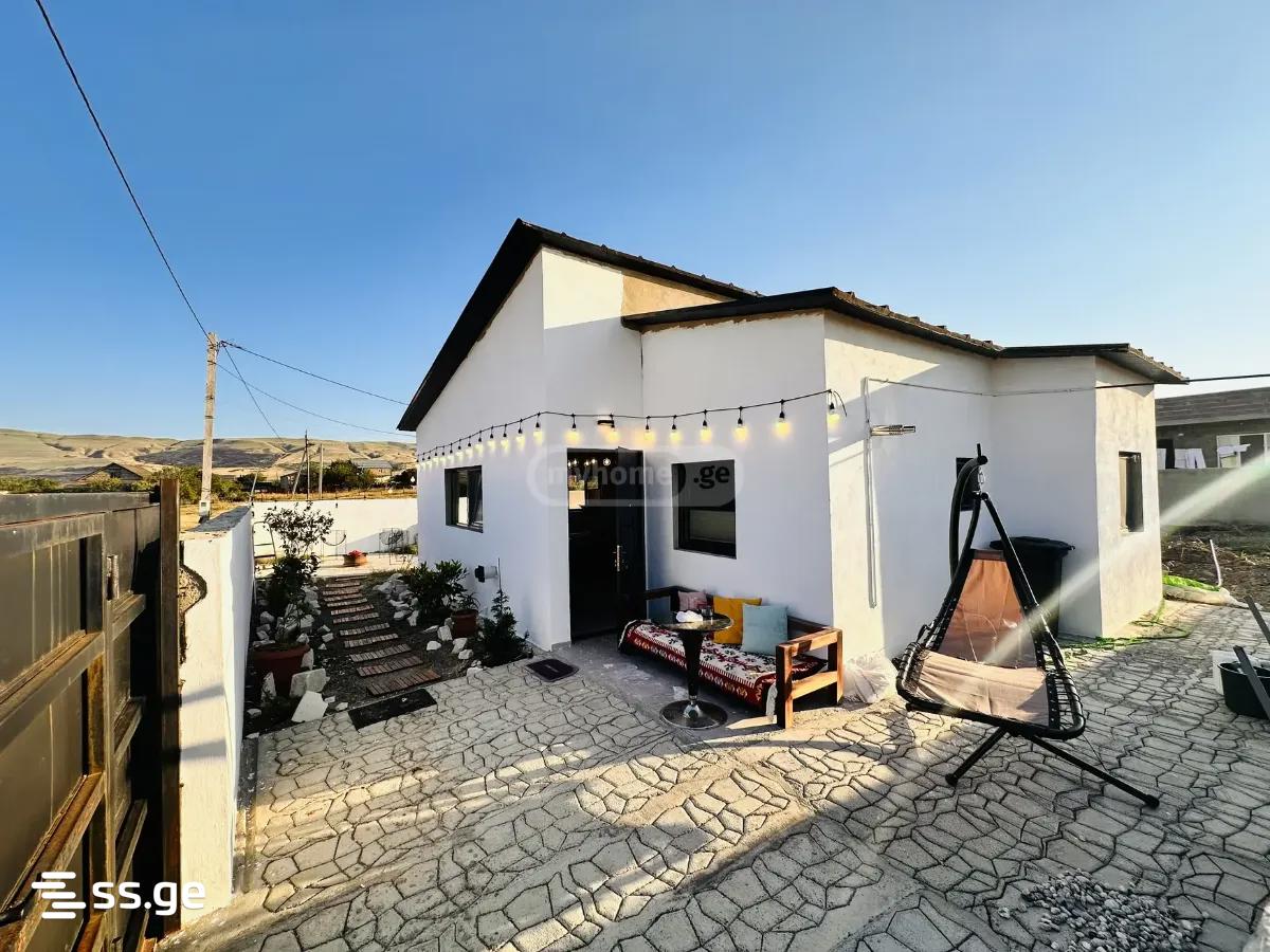 2 Room Private House Daily Rent. Krtsanisi view 2