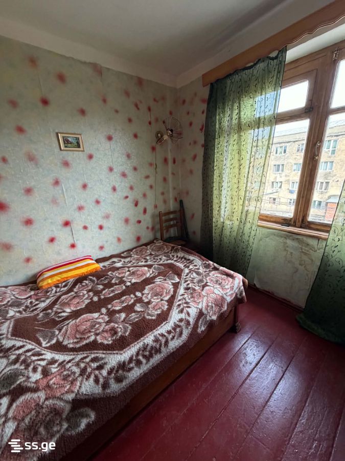 2 Room Flat For Sale view 3
