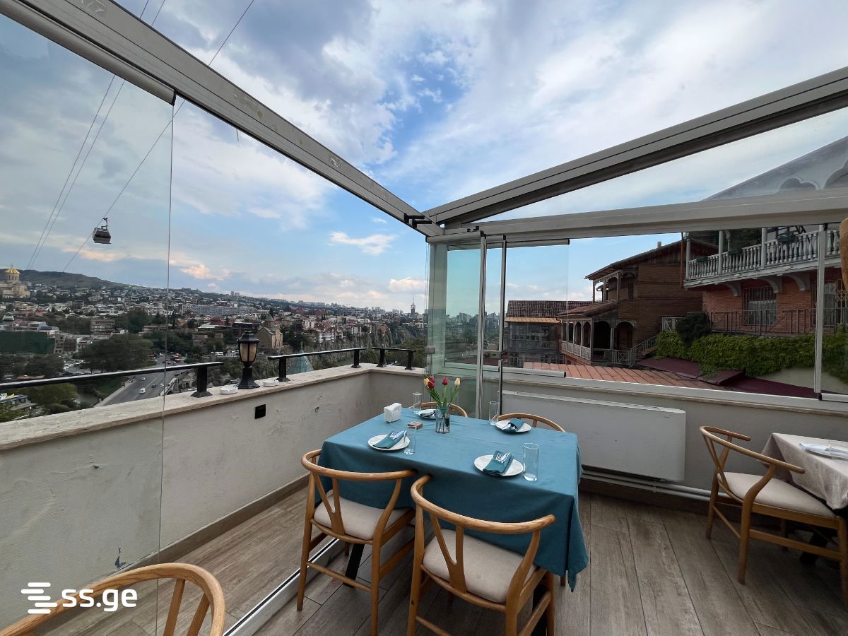 Commercial Space For Sale. Sololaki view 9