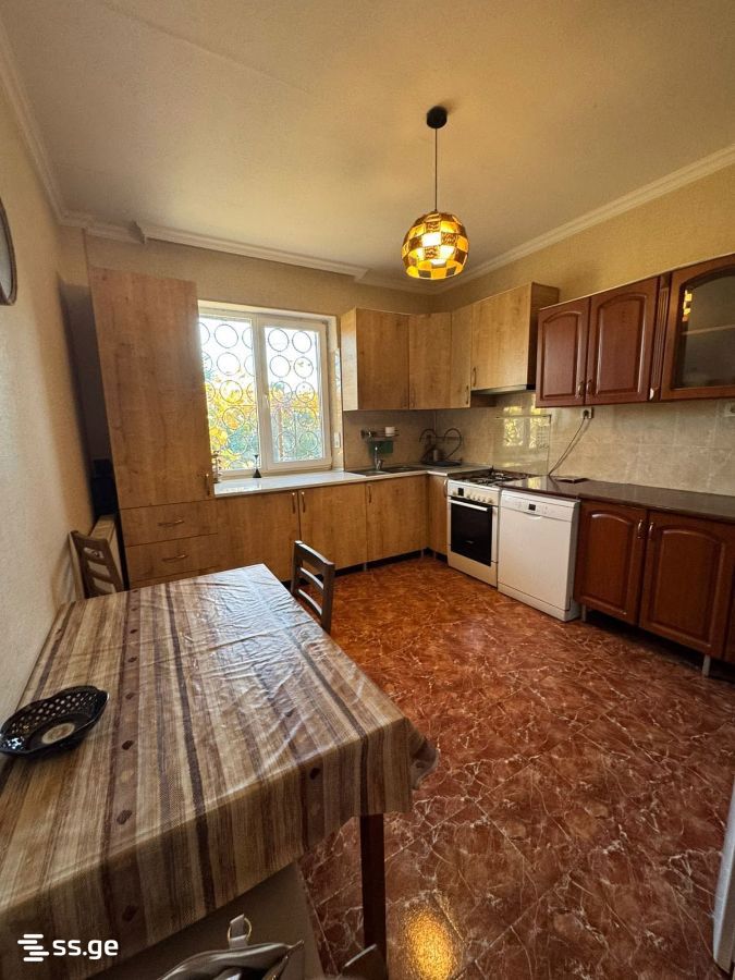 8 Room Private House For Rent. Rustavi view 4