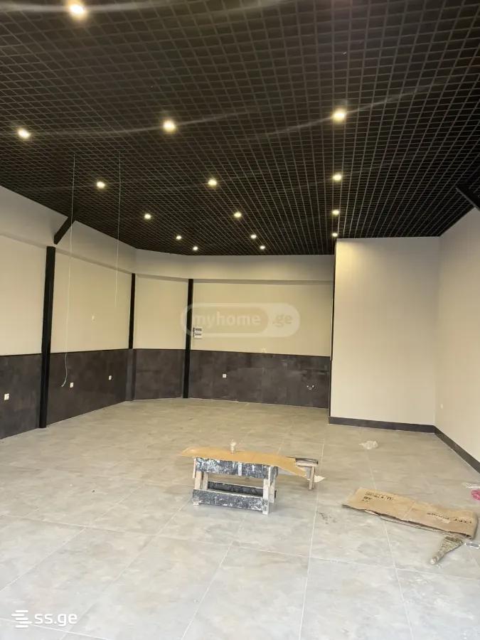 Commercial Space For Rent. Chaqvi view 4