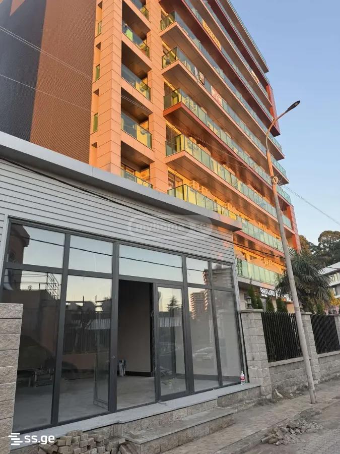 Commercial Space For Rent. Chaqvi view 1