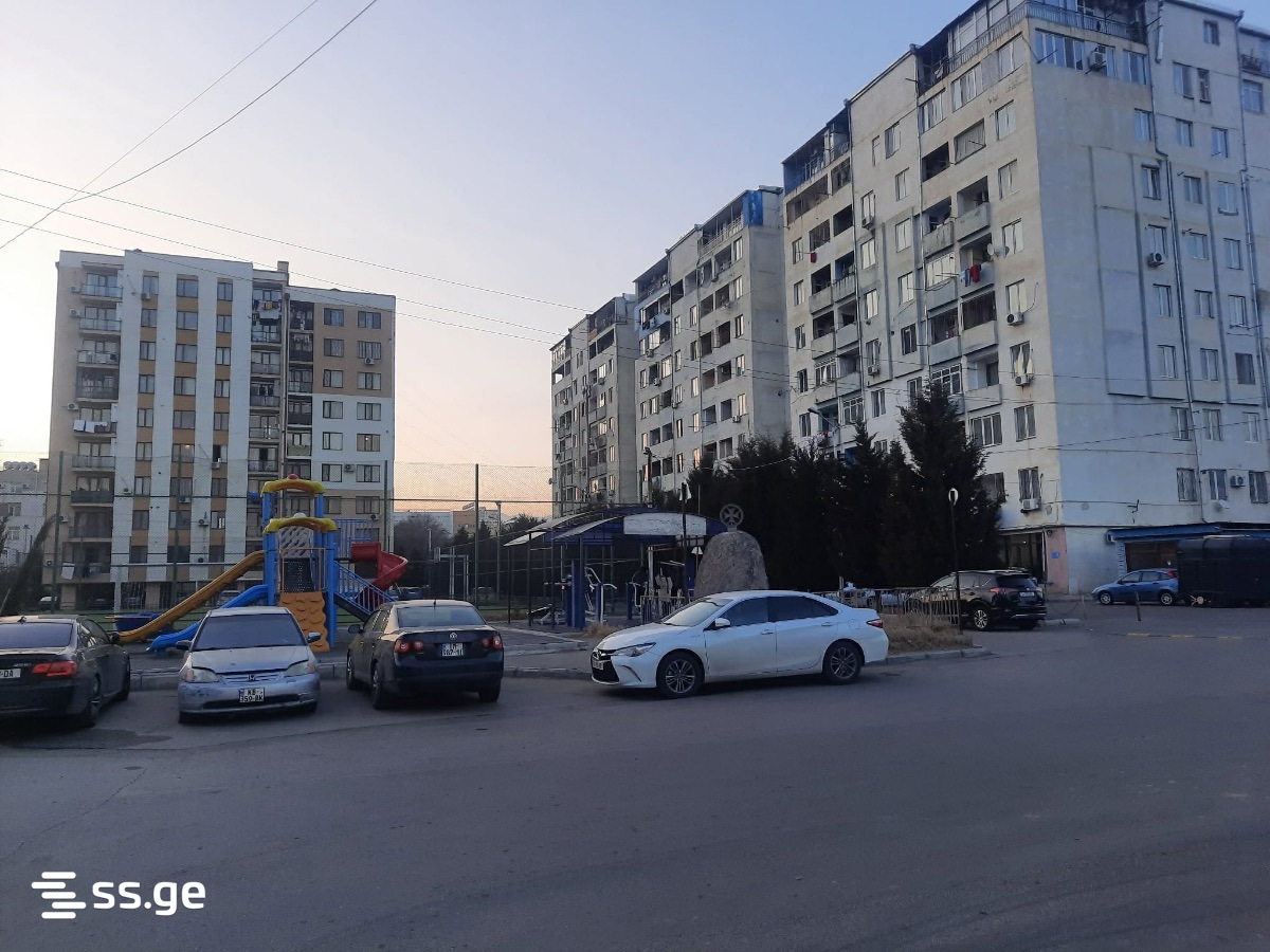 Commercial Real Estate For Sale. Digomi view 1