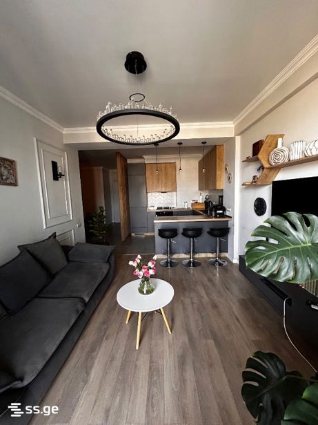 4 room Flat For Rent. Isani  - picture #1