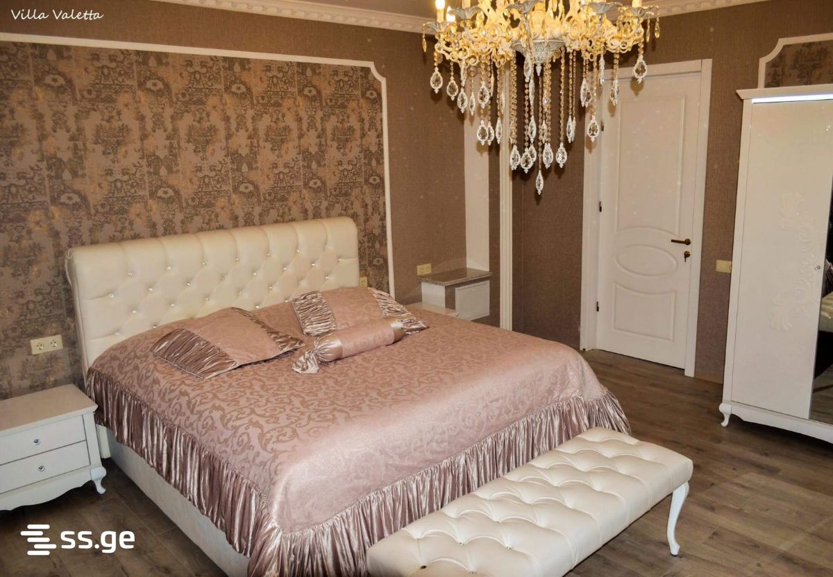 Private House For Sale. Navdaraantkari view 3