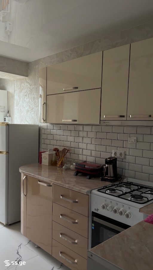 Продажа 2-комната Квартира view 3