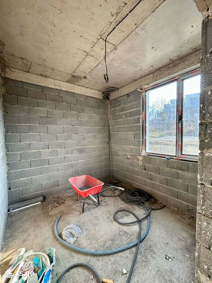 6 Room Private House For Sale view 10