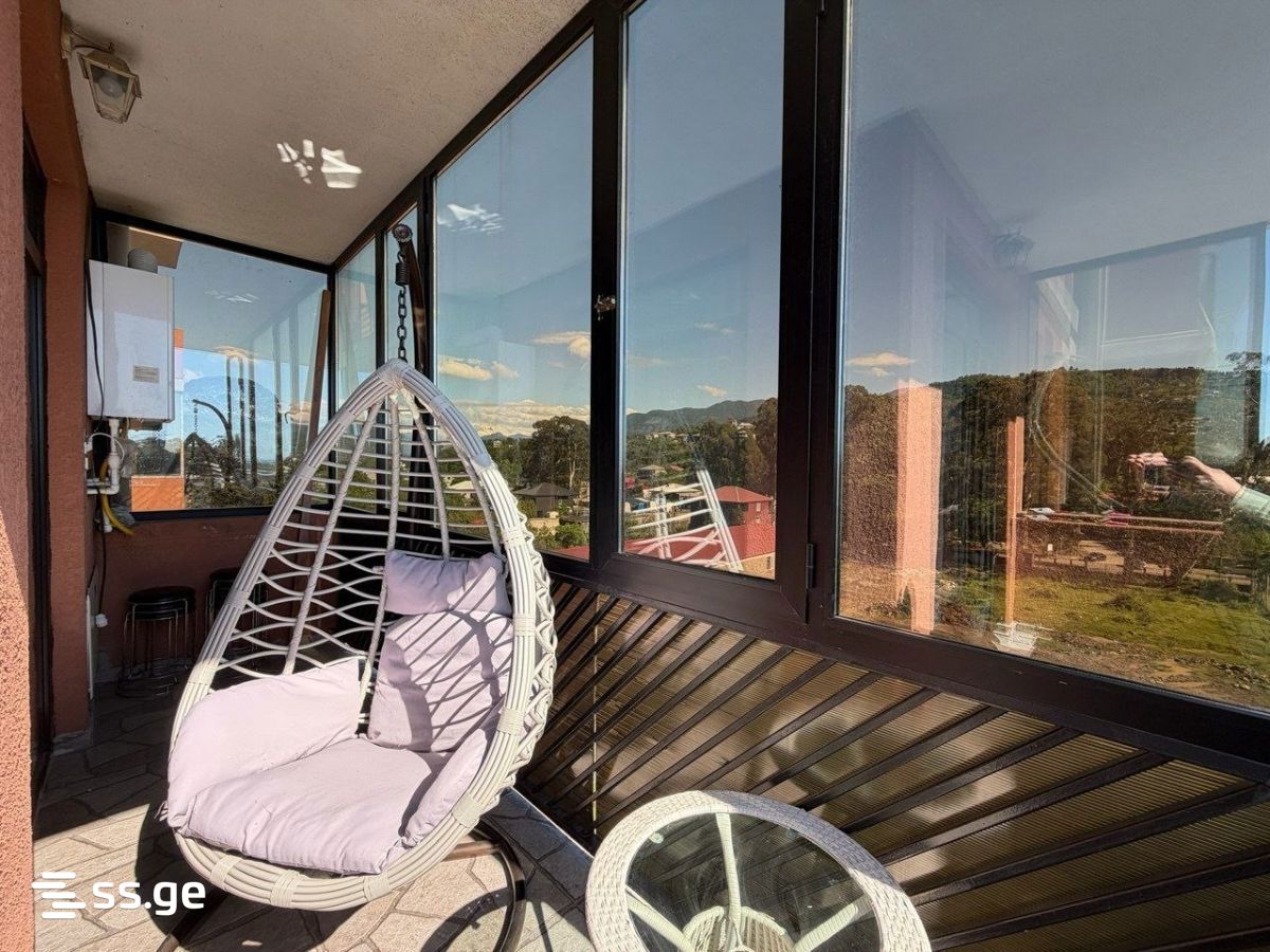 4 Room Flat For Sale view 1