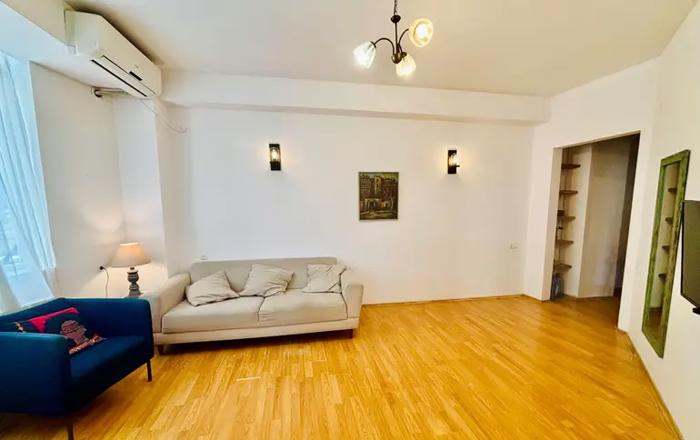 3 room Flat For Rent. Saburtalo  - picture #1