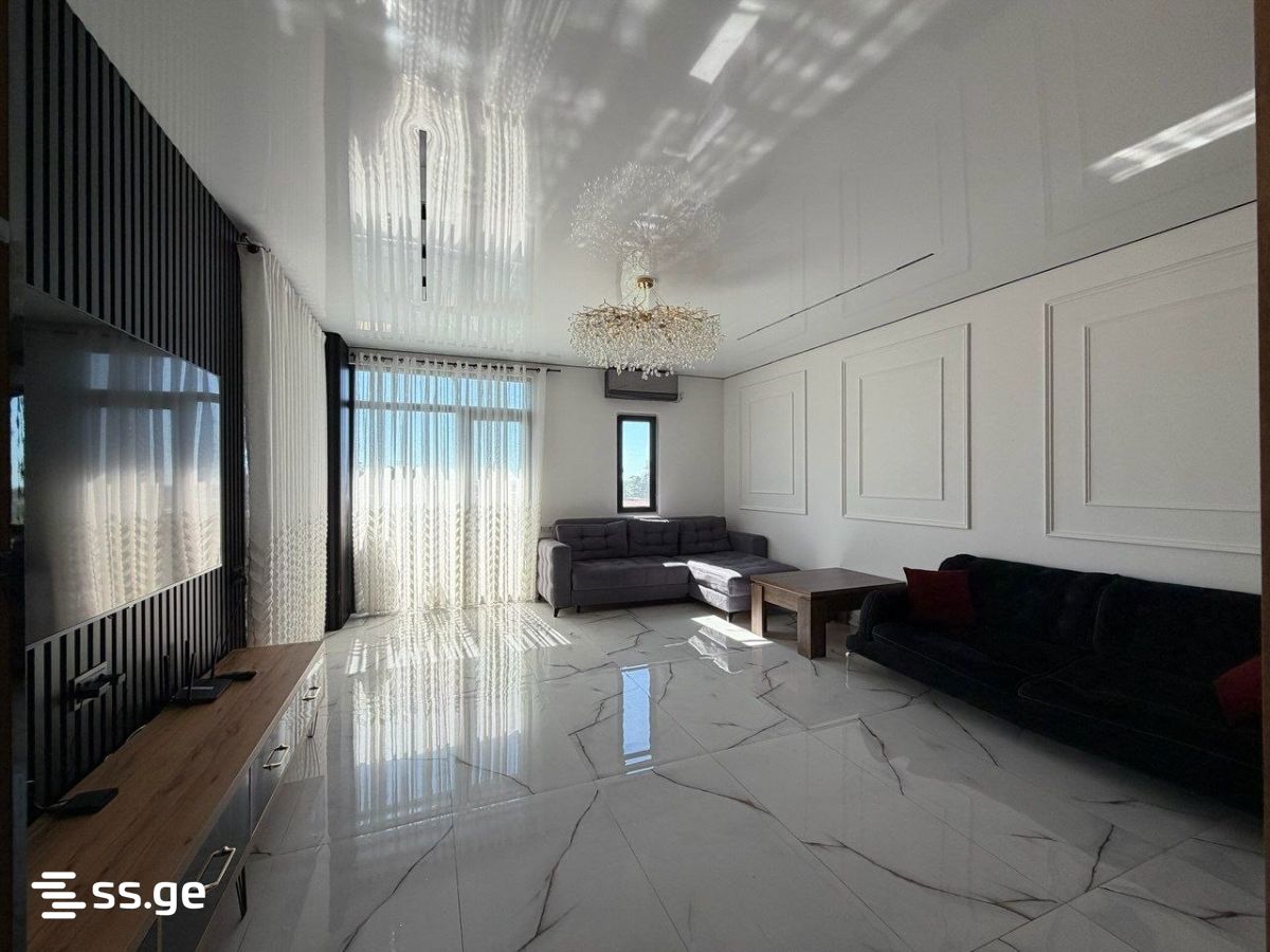 4 Room Flat For Sale view 2