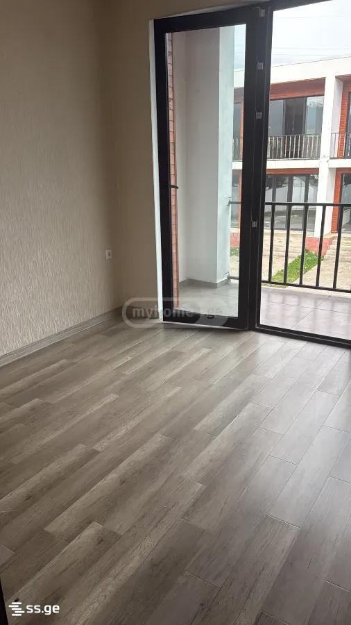 3 Room Summer Cottage For Sale view 2