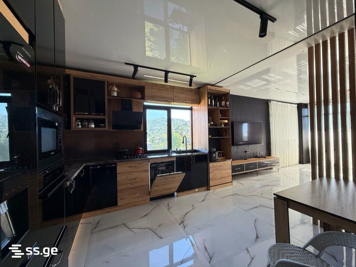 4 Room Flat For Sale view 3