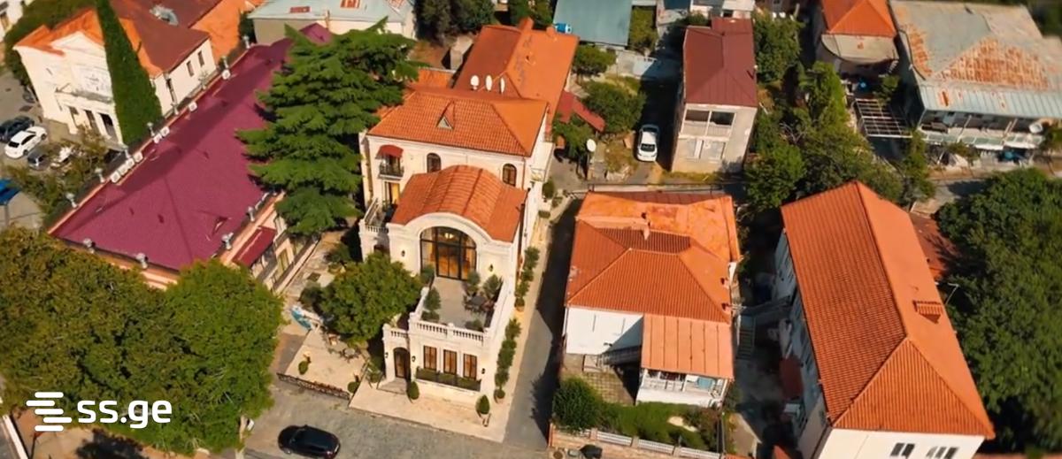 Hotel For Sale. Signagi view 8