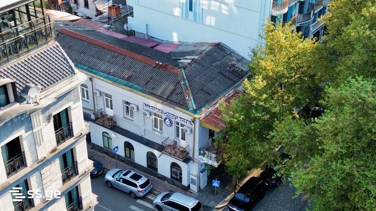 13 Room Hotel For Sale view 2