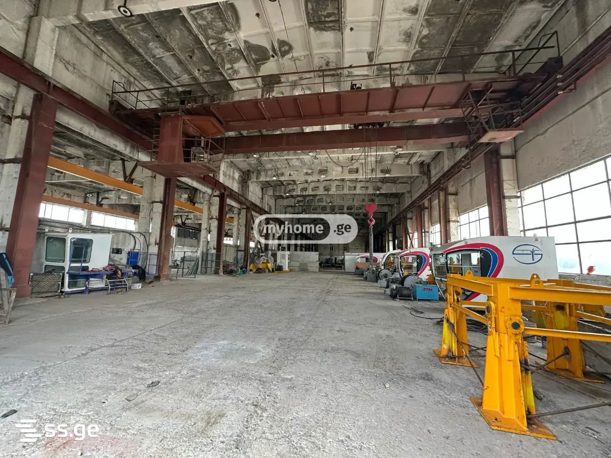 Store-Industrial Property For Rent. Didi Lilo view 2