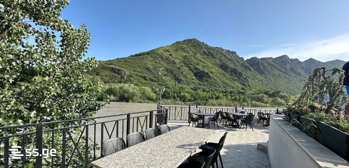 10 Room Hotel For Sale view 2