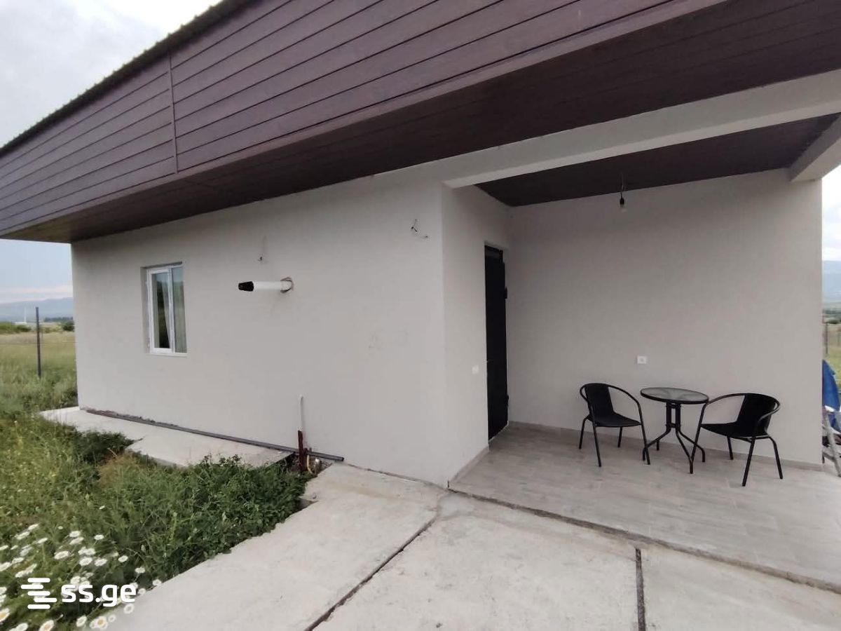 3 Room Private House For Sale view 4