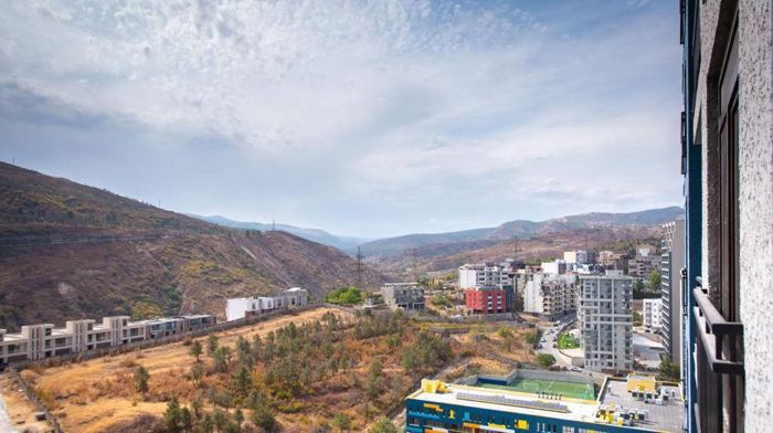 https://static.ss.ge/20260925/6_107e3ee7-a2e6-4561-9a20-45faa21feb1e_Thumb.jpg