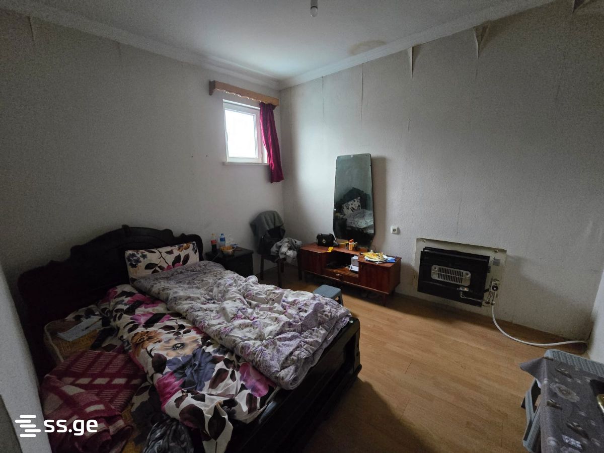 5 Room Private House For Sale view 7