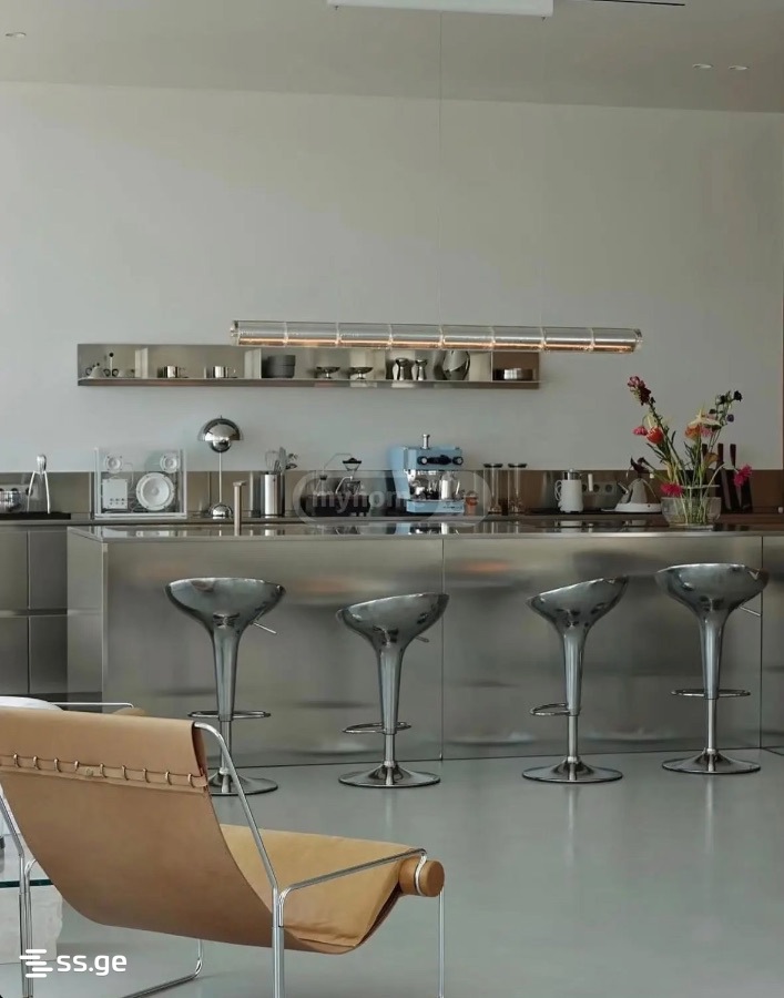 9 Room Private House For Sale view 3