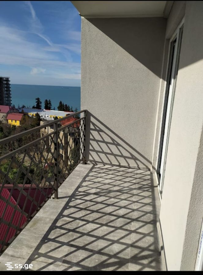 1 Room Flat For Sale view 2