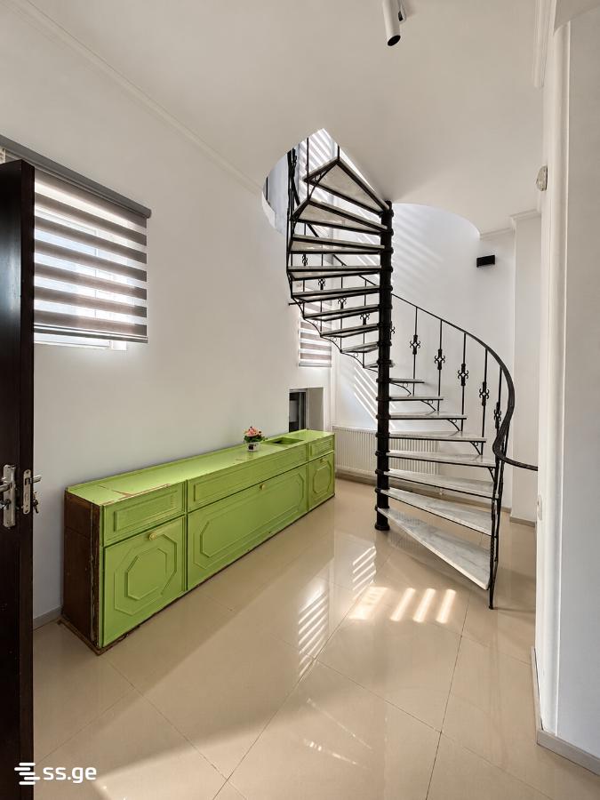 4 Room Private House For Rent. Tskneti view 8