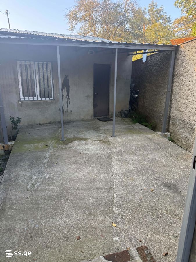 6 Room Summer Cottage For Sale view 4