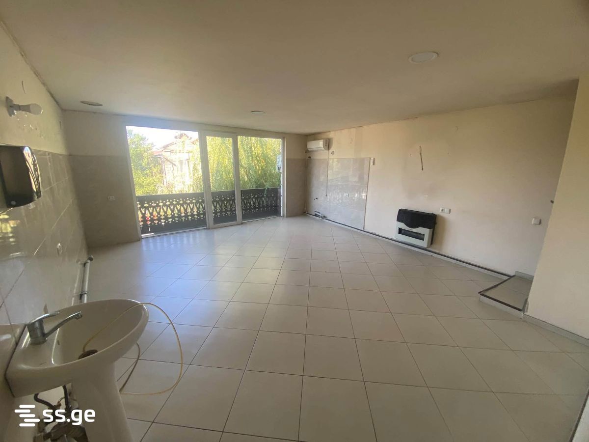 Commercial Space For Rent. Telavi view 4
