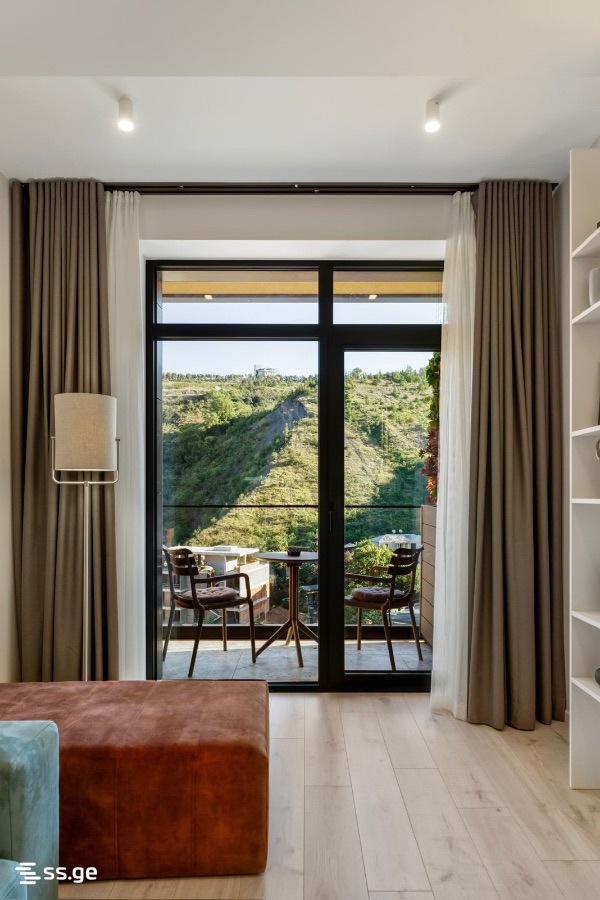 Hotel For Sale. Mtatsminda view 2