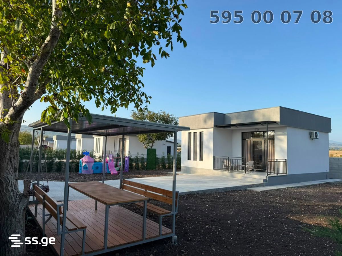 3 Room Private House For Sale view 1