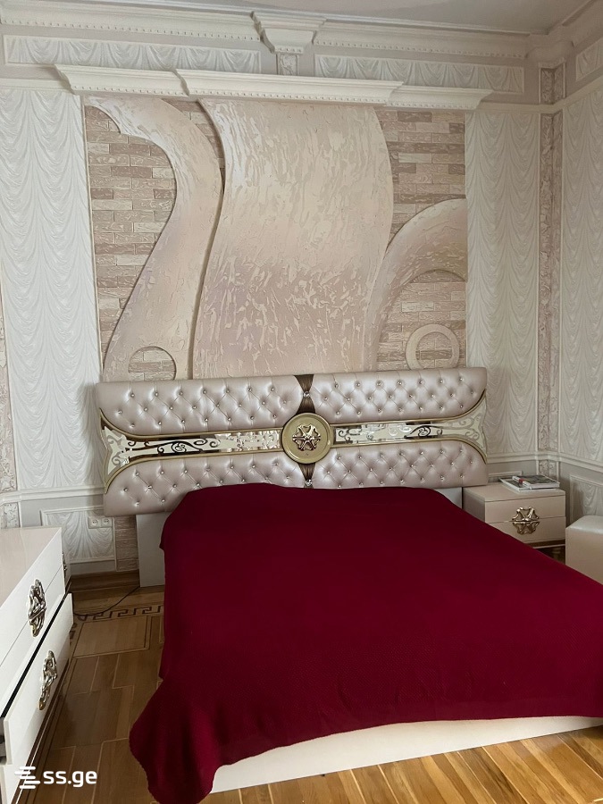 6 Room Private House For Rent. Poti view 4