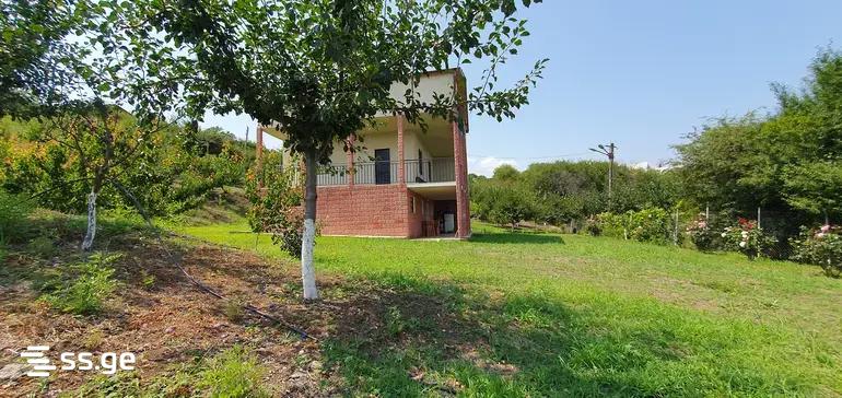 7 Room Private House For Sale view 3