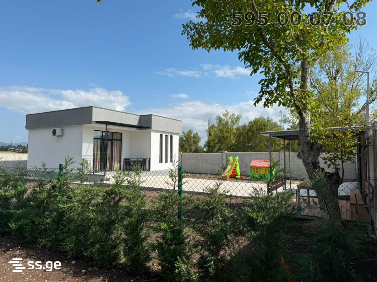 3 Room Private House For Sale view 2