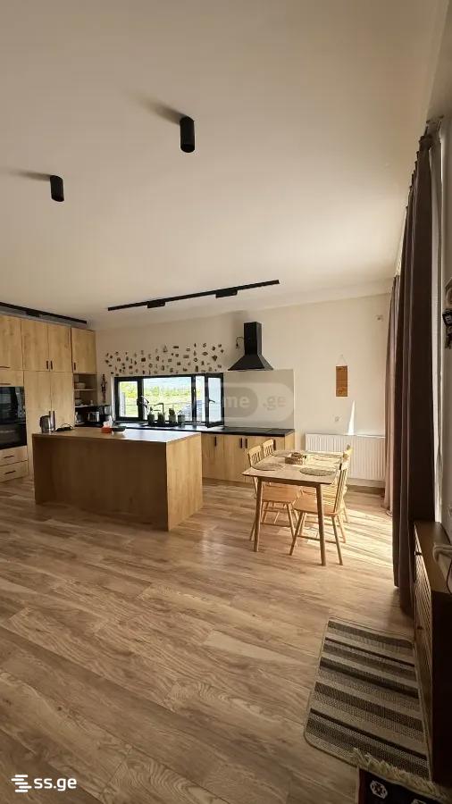 6 Room Flat For Sale view 1