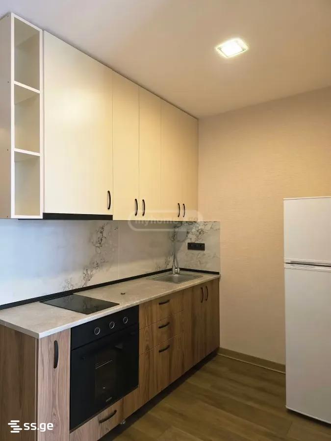 1 Room Flat For Sale view 2