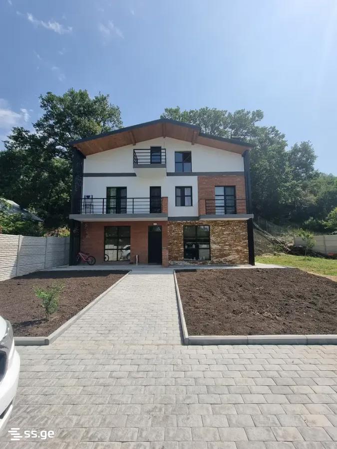 6 Room Private House For Rent. Martkofi view 1