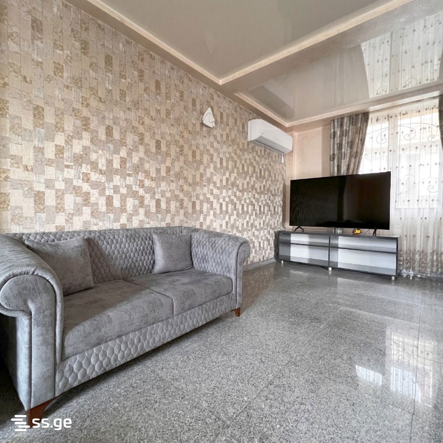 10 Room Hotel For Sale view 1
