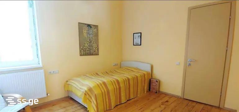 3 Room Summer Cottage For Rent. Vake view 3