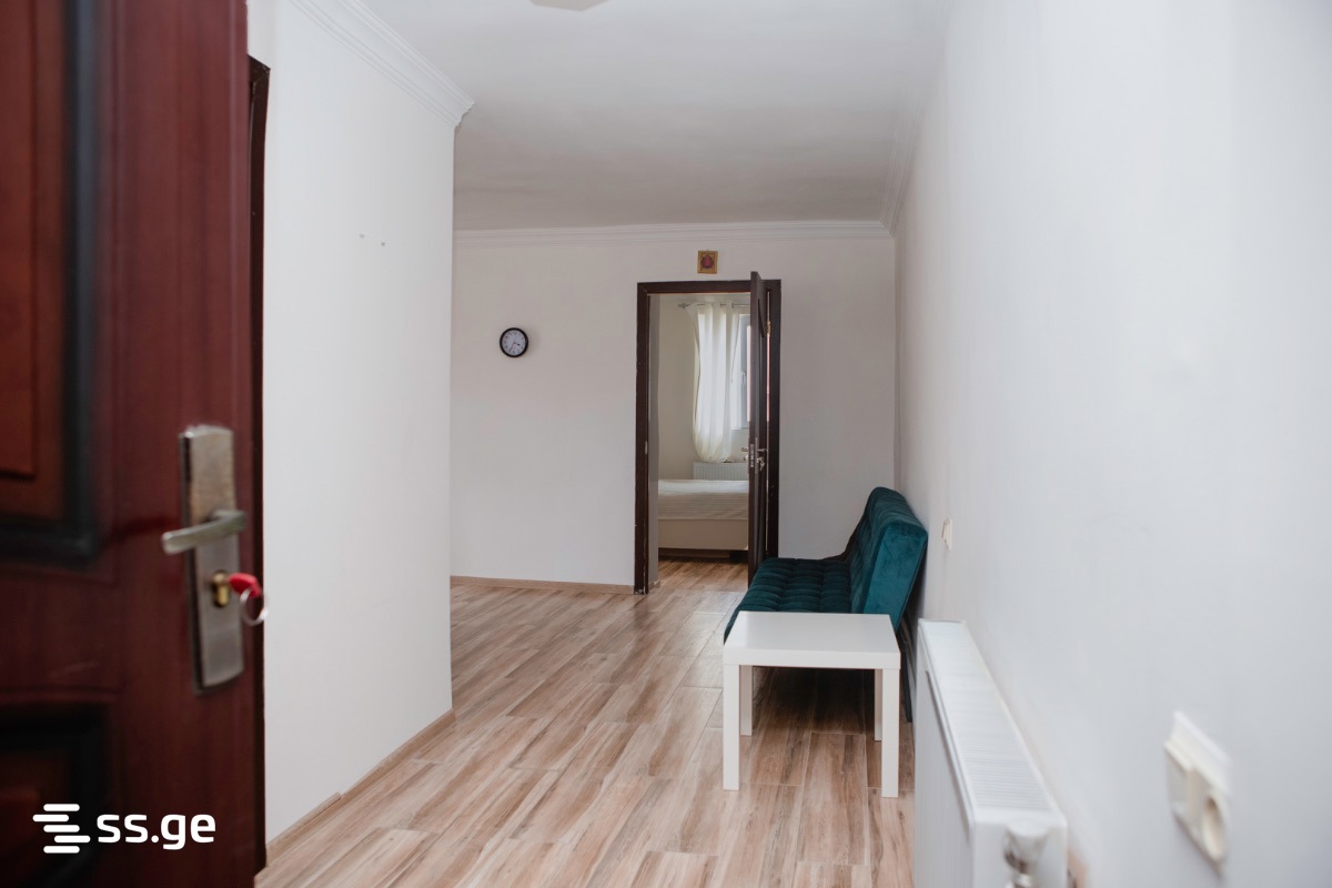 3 Room Flat For Sale view 2