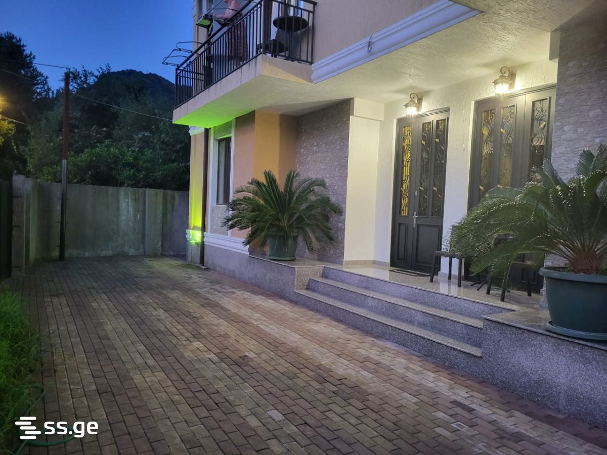 10 Room Hotel For Sale view 2
