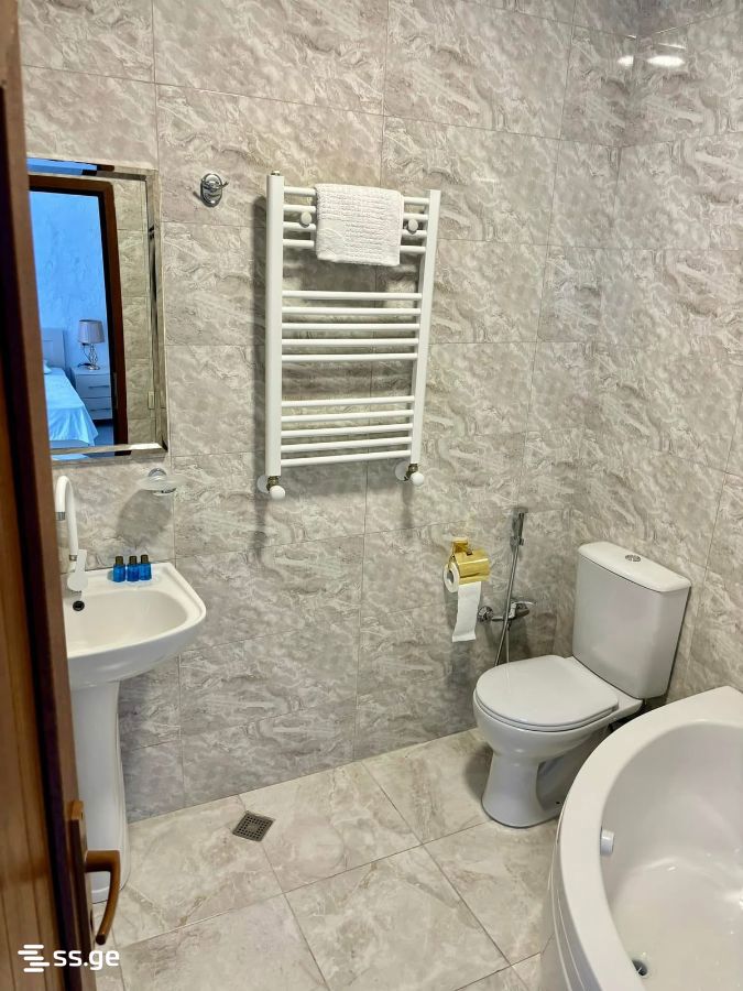4 Room Summer Cottage For Rent. Kvariati view 2